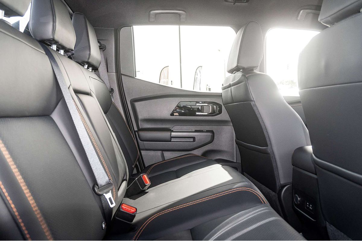 2025 Mitsubishi Triton GSR MV 4X4