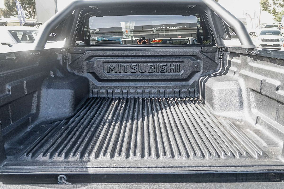 2025 Mitsubishi Triton GSR MV 4X4