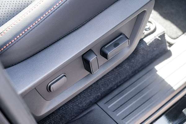 2025 Mitsubishi Triton GSR MV 4X4