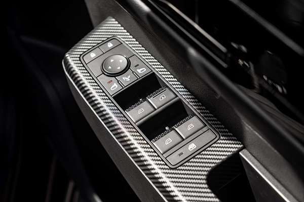 2025 Mitsubishi Triton GSR MV 4X4