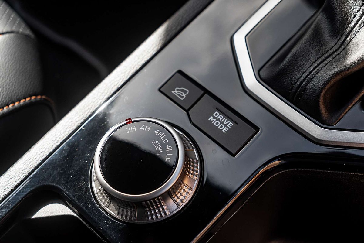 2025 Mitsubishi Triton GSR MV 4X4