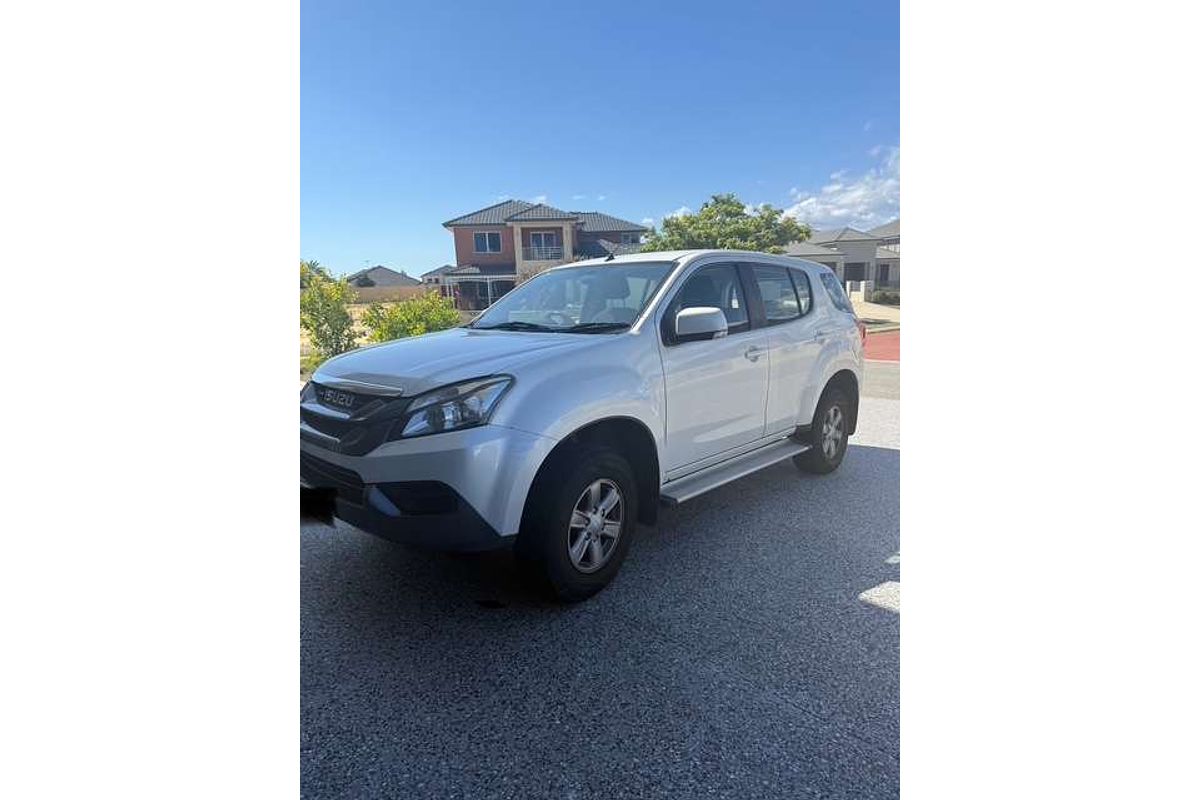 2014 Isuzu MU-X LS-M