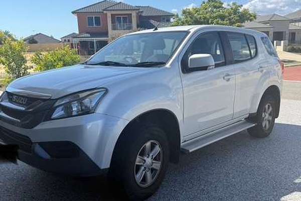 2014 Isuzu MU-X LS-M