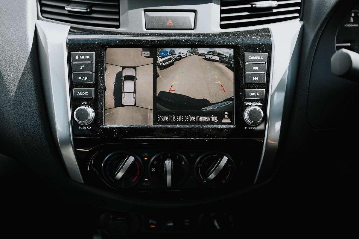 2025 Nissan Navara ST D23 4X4