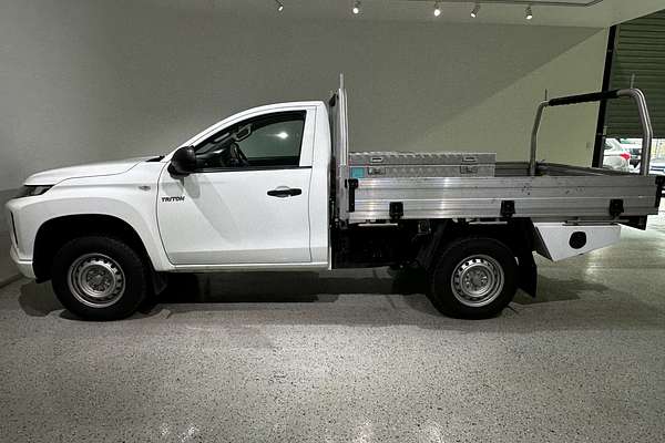 2022 Mitsubishi Triton GLX MR Rear Wheel Drive