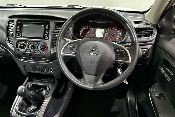 2022 Mitsubishi Triton GLX MR Rear Wheel Drive