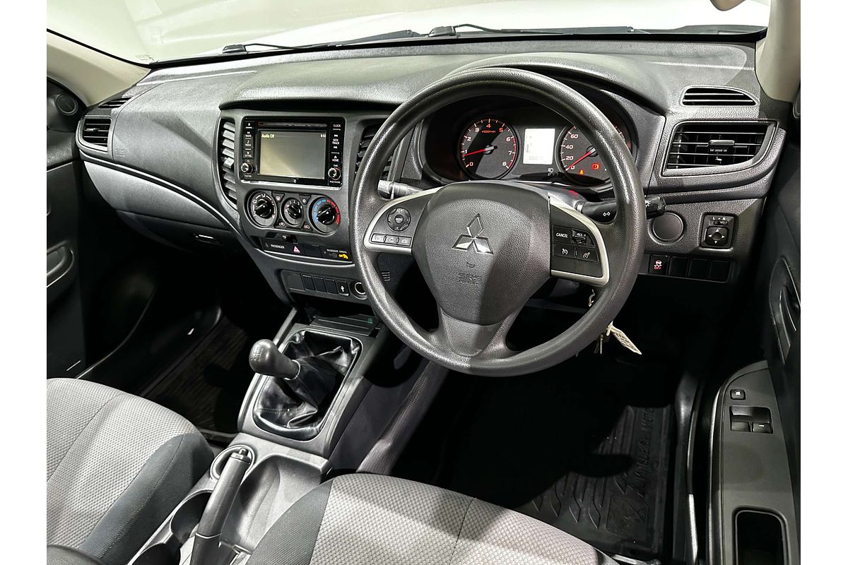 2022 Mitsubishi Triton GLX MR Rear Wheel Drive