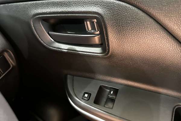 2022 Mitsubishi Triton GLX MR Rear Wheel Drive