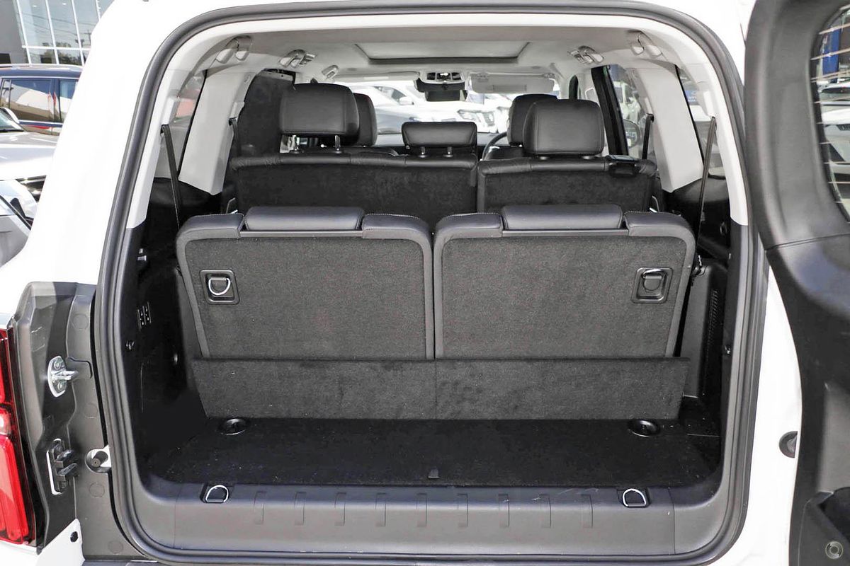 2025 GWM Tank 500 Ultra Hybrid P03