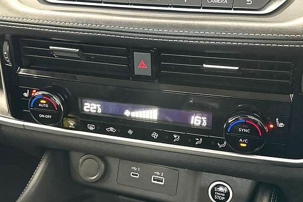 2024 Nissan X-TRAIL ST-L T33