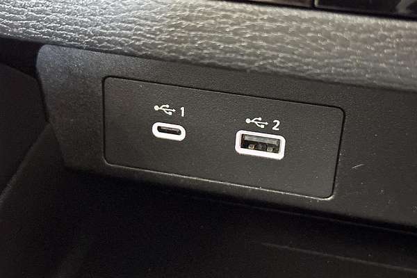 2024 Mitsubishi Outlander ES ZM