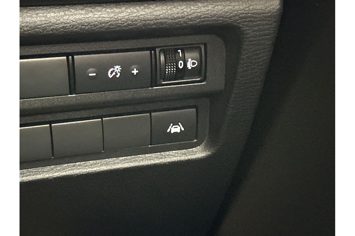 2024 Mitsubishi Outlander ES ZM