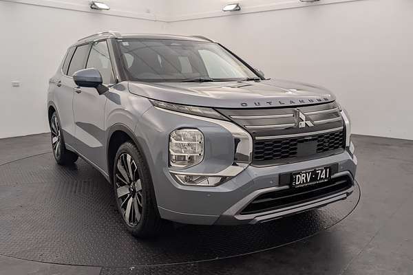 2025 Mitsubishi Outlander Exceed Tourer ZM