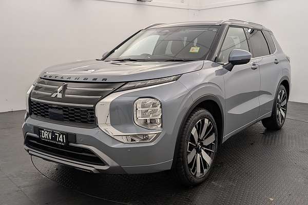 2025 Mitsubishi Outlander Exceed Tourer ZM