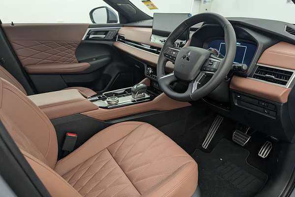 2025 Mitsubishi Outlander Exceed Tourer ZM