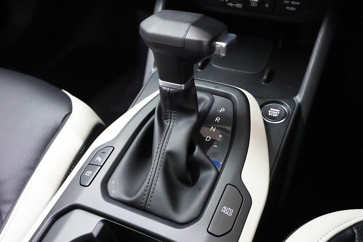 2025 Kia K4 GT-Line CL4m