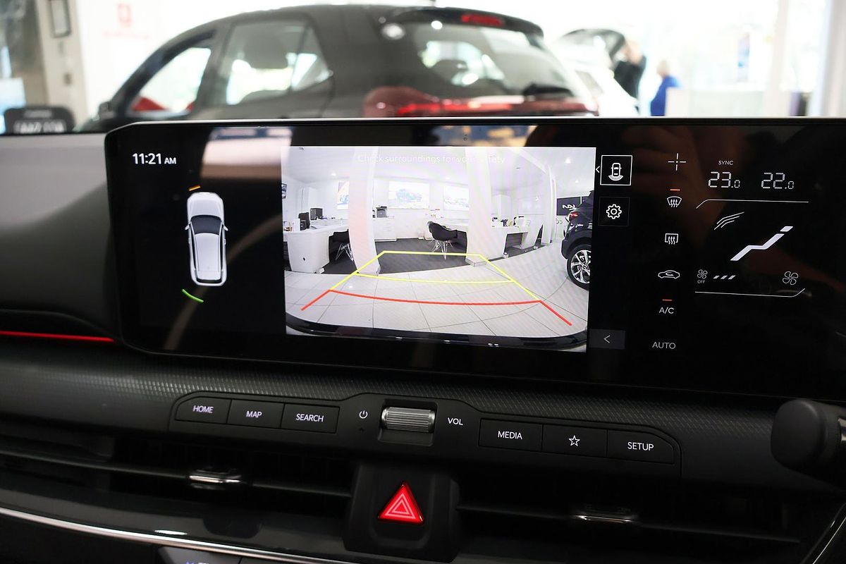 2025 Kia K4 GT-Line CL4m