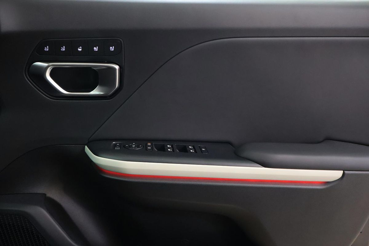 2025 Kia K4 GT-Line CL4m