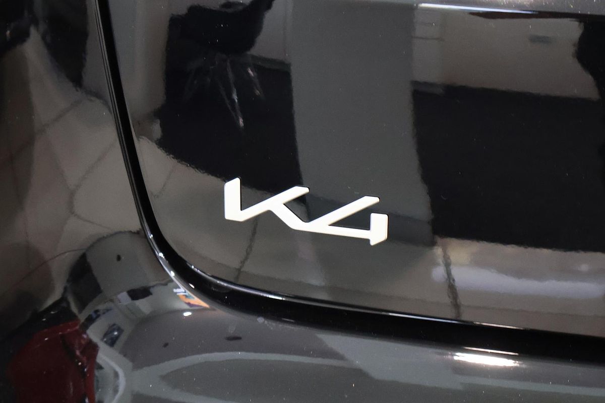 2025 Kia K4 GT-Line CL4m