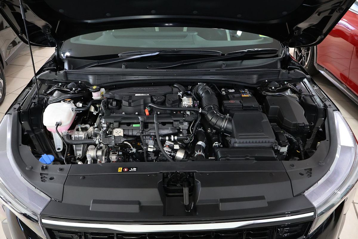 2025 Kia K4 GT-Line CL4m