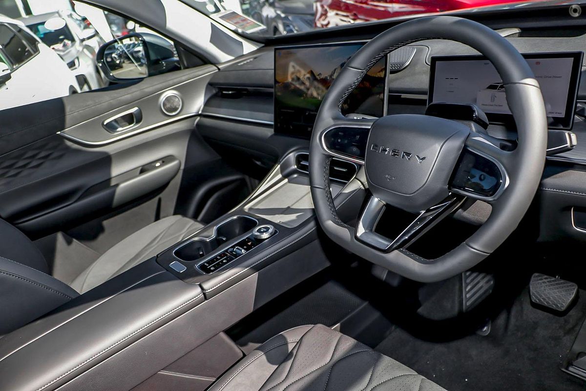 2025 Chery Tiggo 8 Super Hybrid Ultimate T31