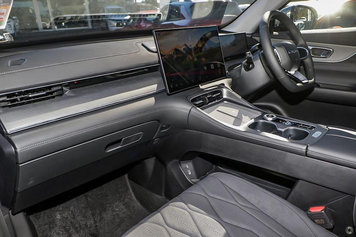 2025 Chery Tiggo 8 Super Hybrid Ultimate T31