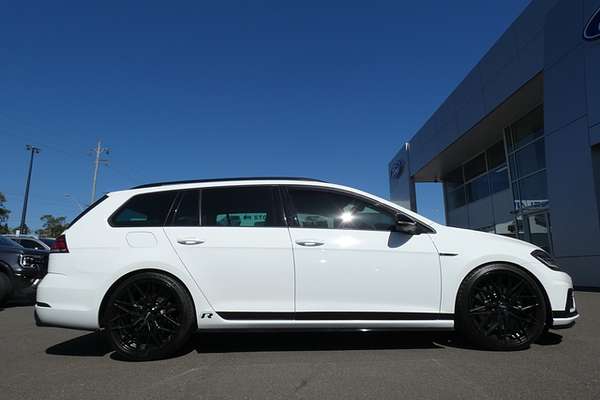 2017 Volkswagen Golf R Grid Edition 7.5