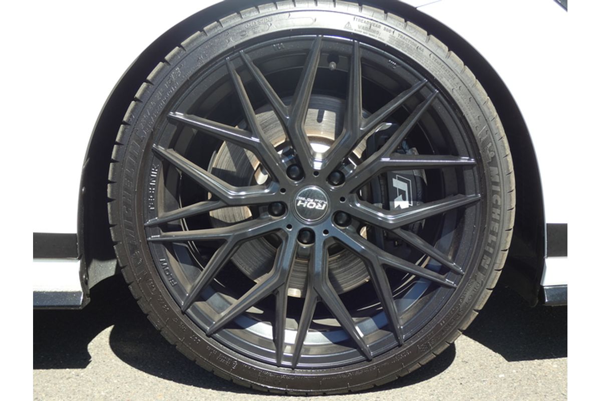 2017 Volkswagen Golf R Grid Edition 7.5