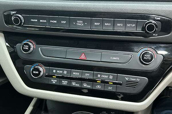 2016 Kia Carnival SLi YP