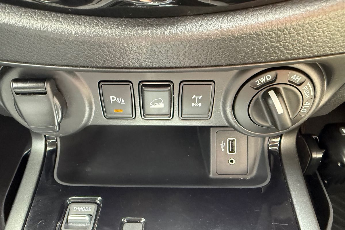 2023 Nissan Navara PRO-4X D23 4X4