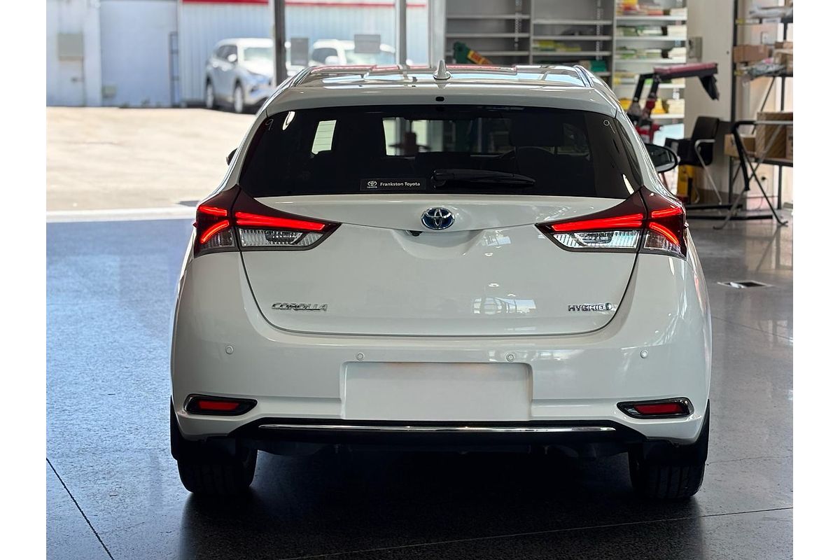 2017 Toyota Corolla Hybrid ZWE186R