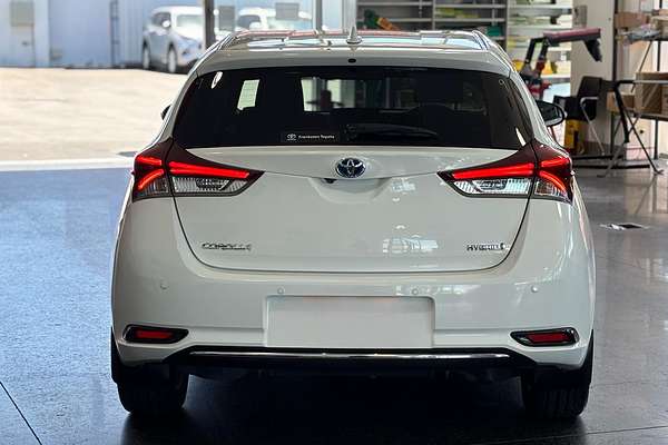 2017 Toyota Corolla Hybrid ZWE186R