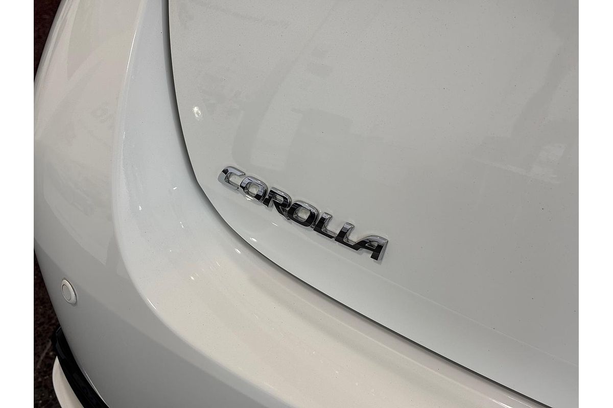 2017 Toyota Corolla Hybrid ZWE186R