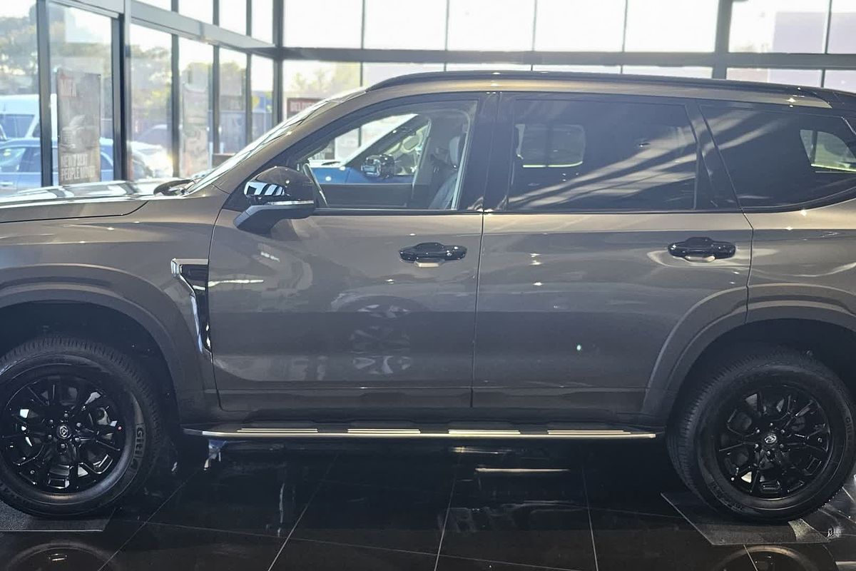 2025 LDV D90 Executive SV9A