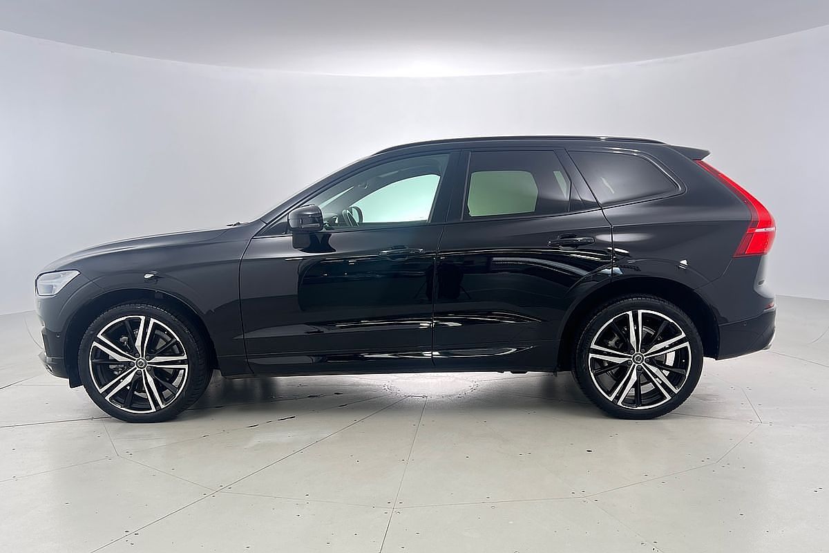 2021 Volvo XC60 T6 R-Design