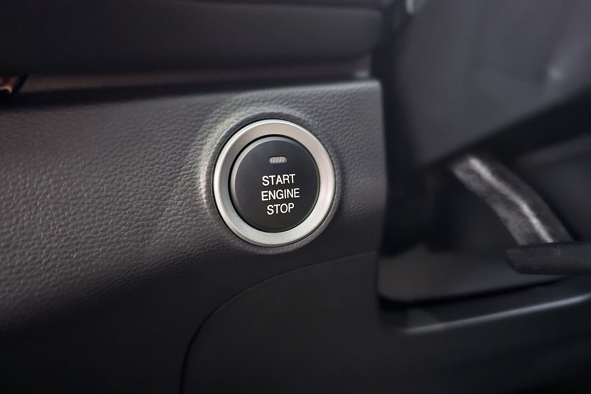 2025 LDV D90 Executive SV9A