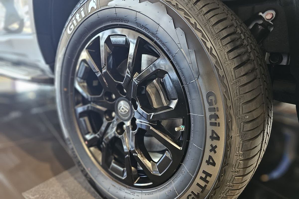 2025 LDV D90 Executive SV9A