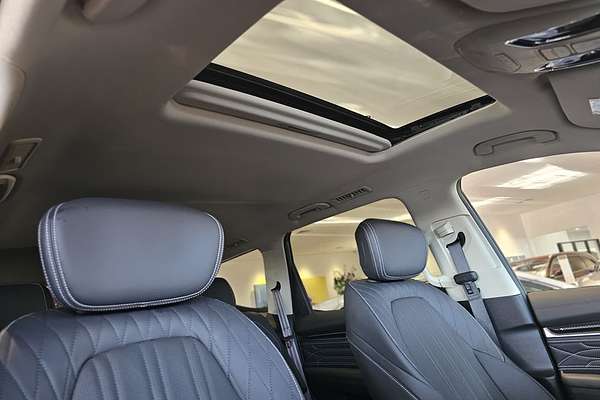 2025 LDV D90 Executive SV9A