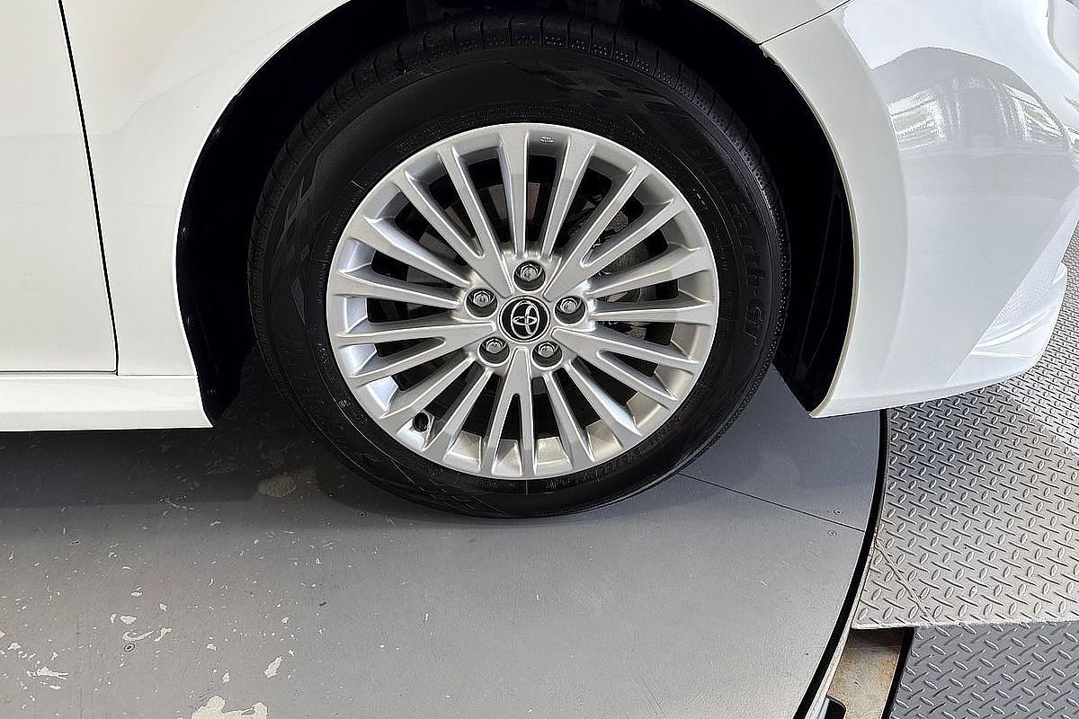 2024 Toyota Camry Ascent Sport AXVH80R