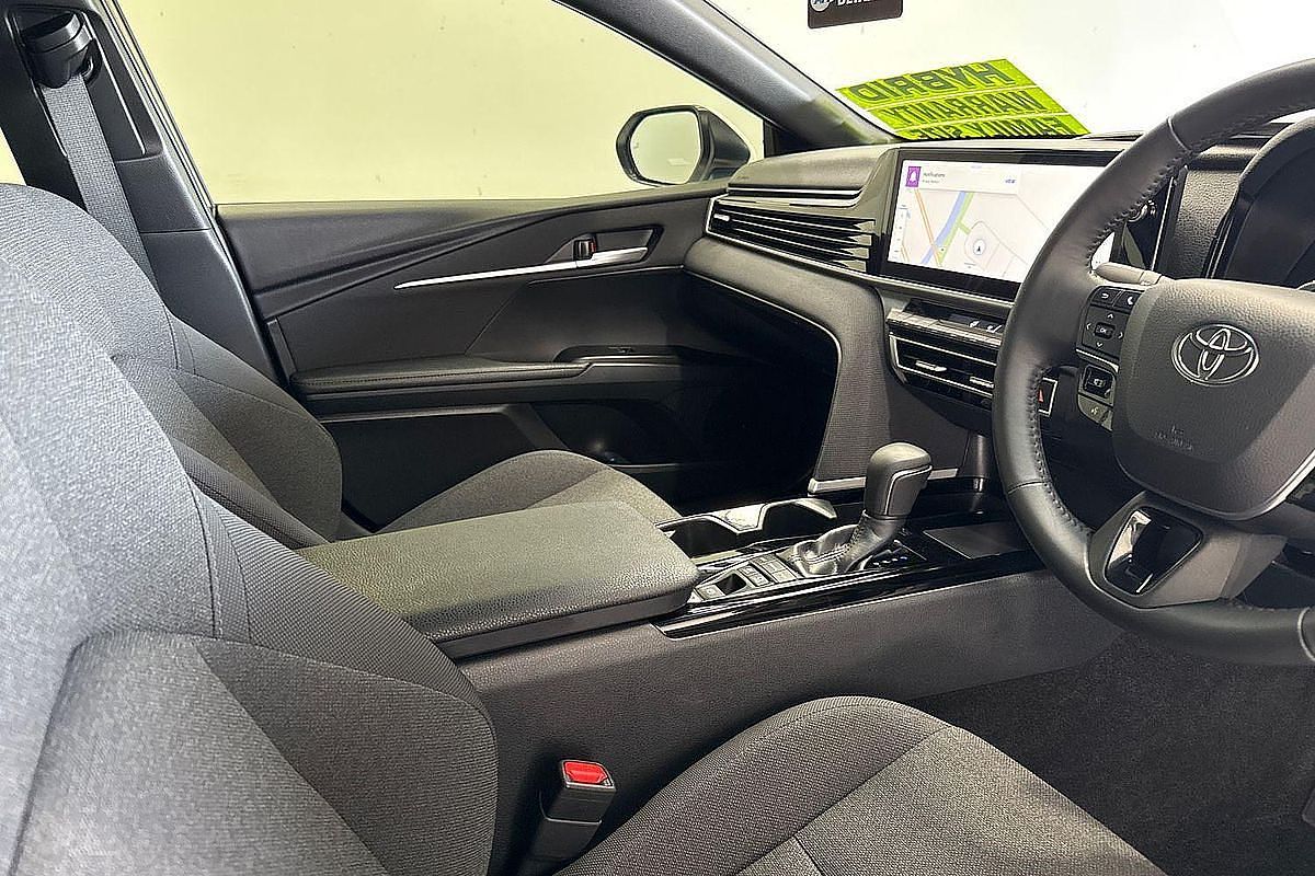 2024 Toyota Camry Ascent Sport AXVH80R