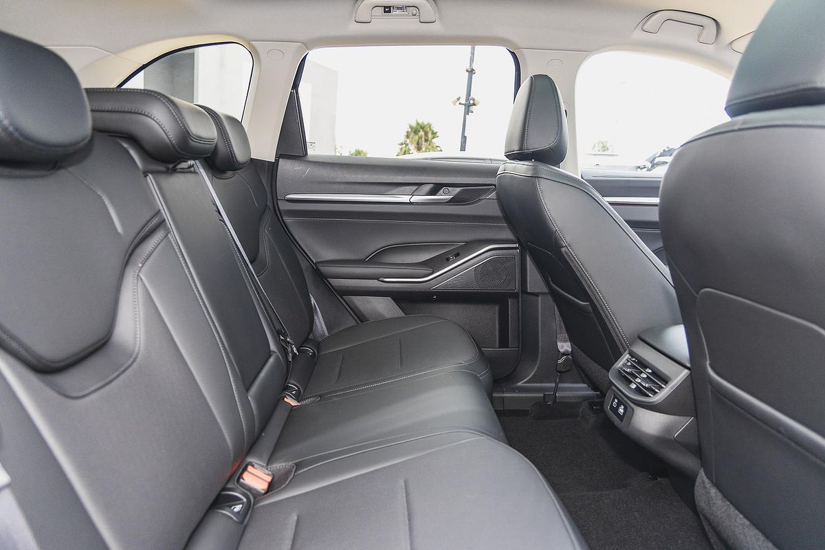 2025 GWM Haval H6 Ultra Hybrid B01