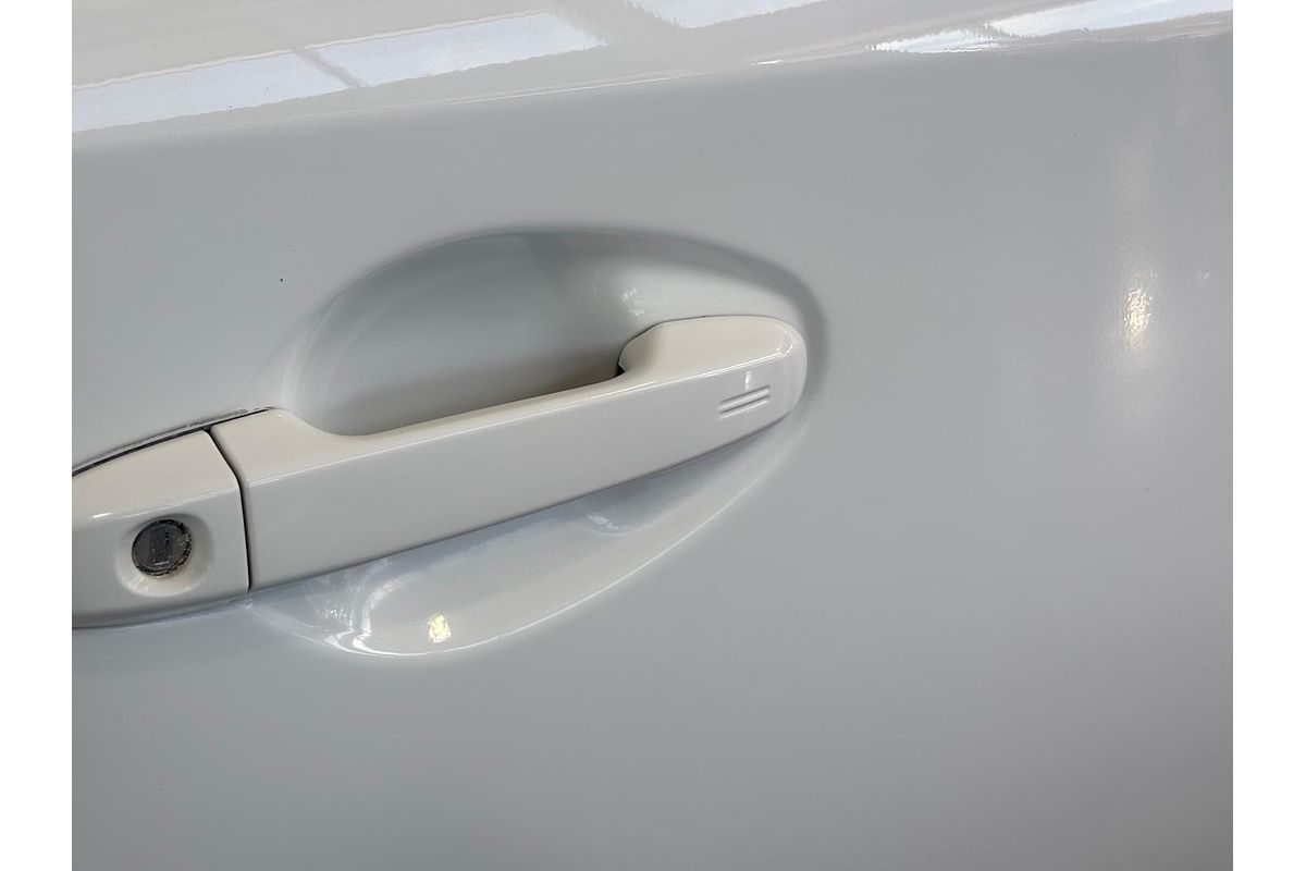 2017 Toyota Corolla Hybrid ZWE186R