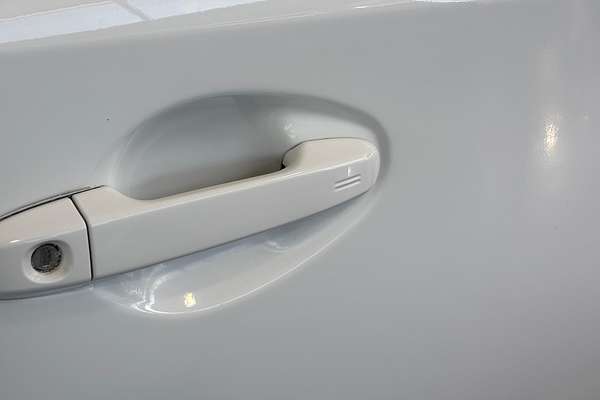 2017 Toyota Corolla Hybrid ZWE186R