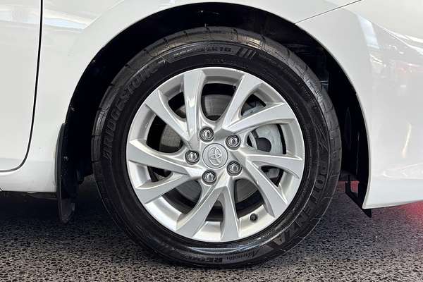 2017 Toyota Corolla Hybrid ZWE186R