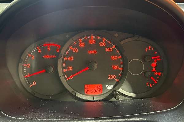 2011 Mitsubishi Triton GL-R MN 4X4