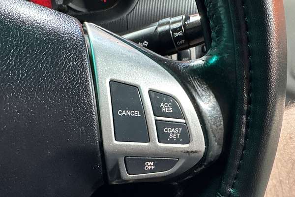 2011 Mitsubishi Triton GL-R MN 4X4