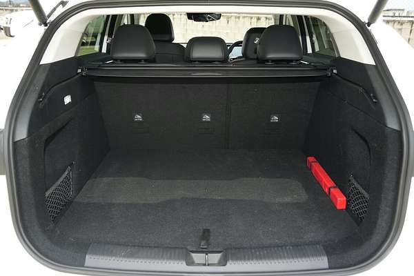 2025 MG HS Hybrid+ Essence AS33H