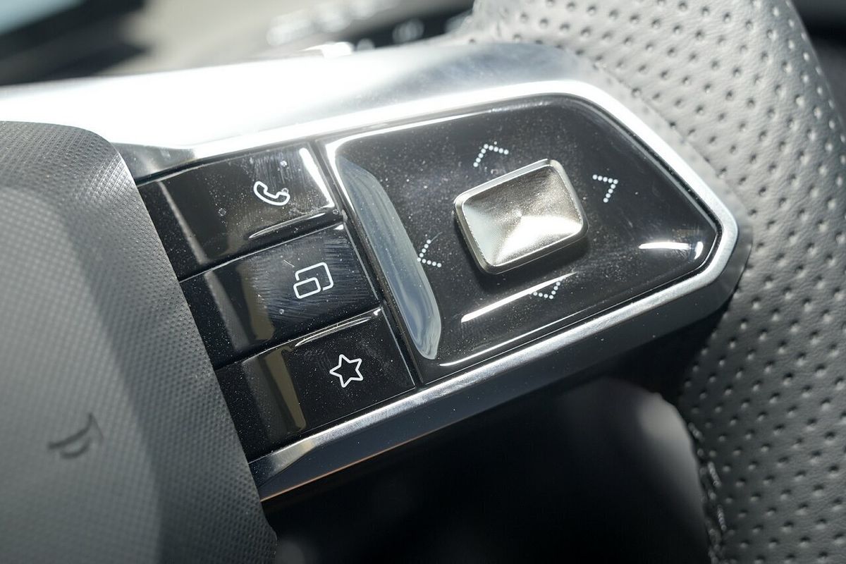 2025 MG HS Hybrid+ Essence AS33H