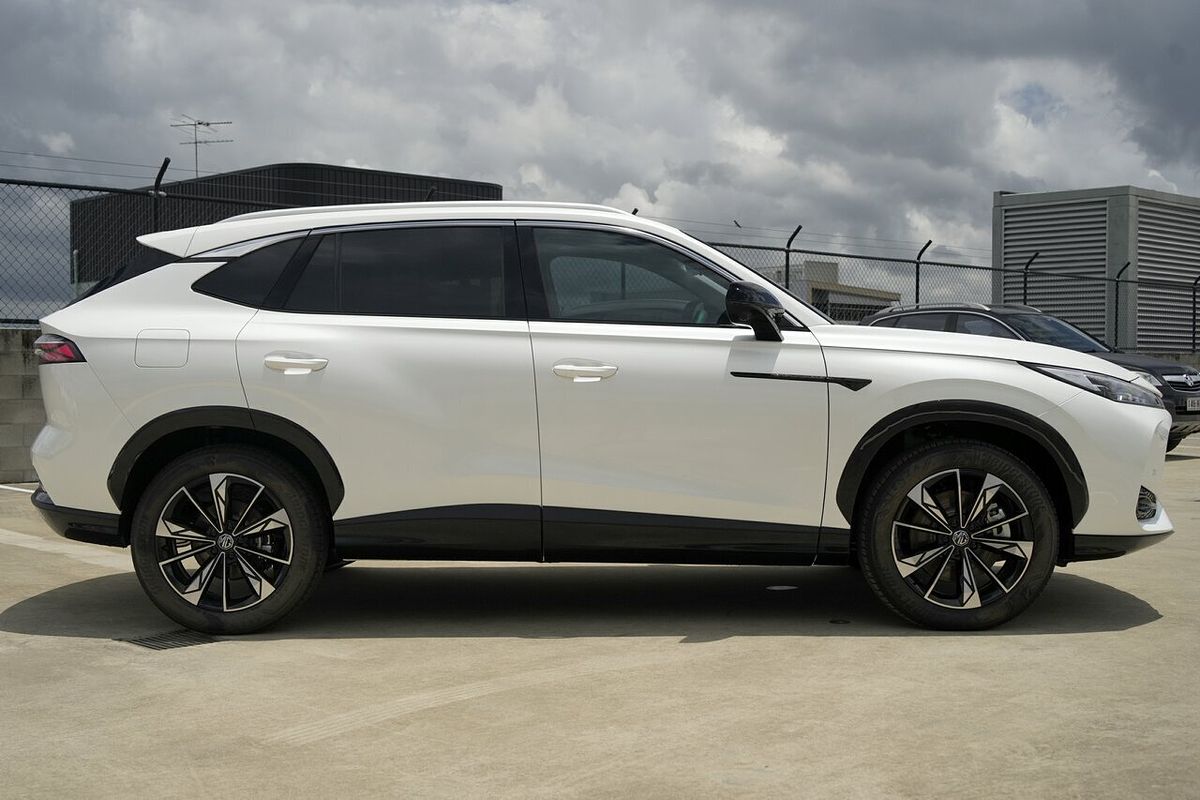 2025 MG HS Hybrid+ Essence AS33H