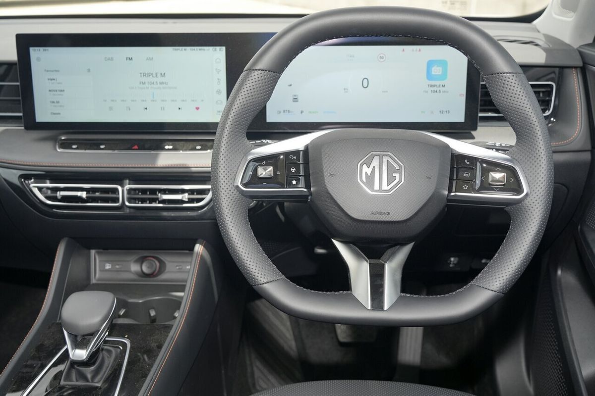 2025 MG HS Hybrid+ Essence AS33H